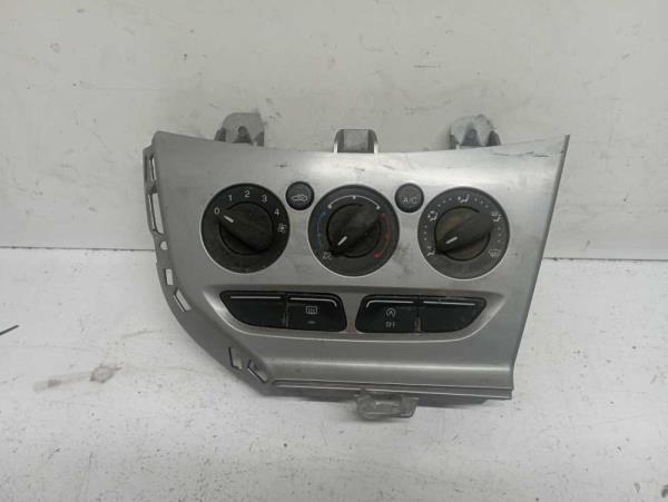 BOUTON DE CHAUFFAGE FORD FOCUS - Vue 1